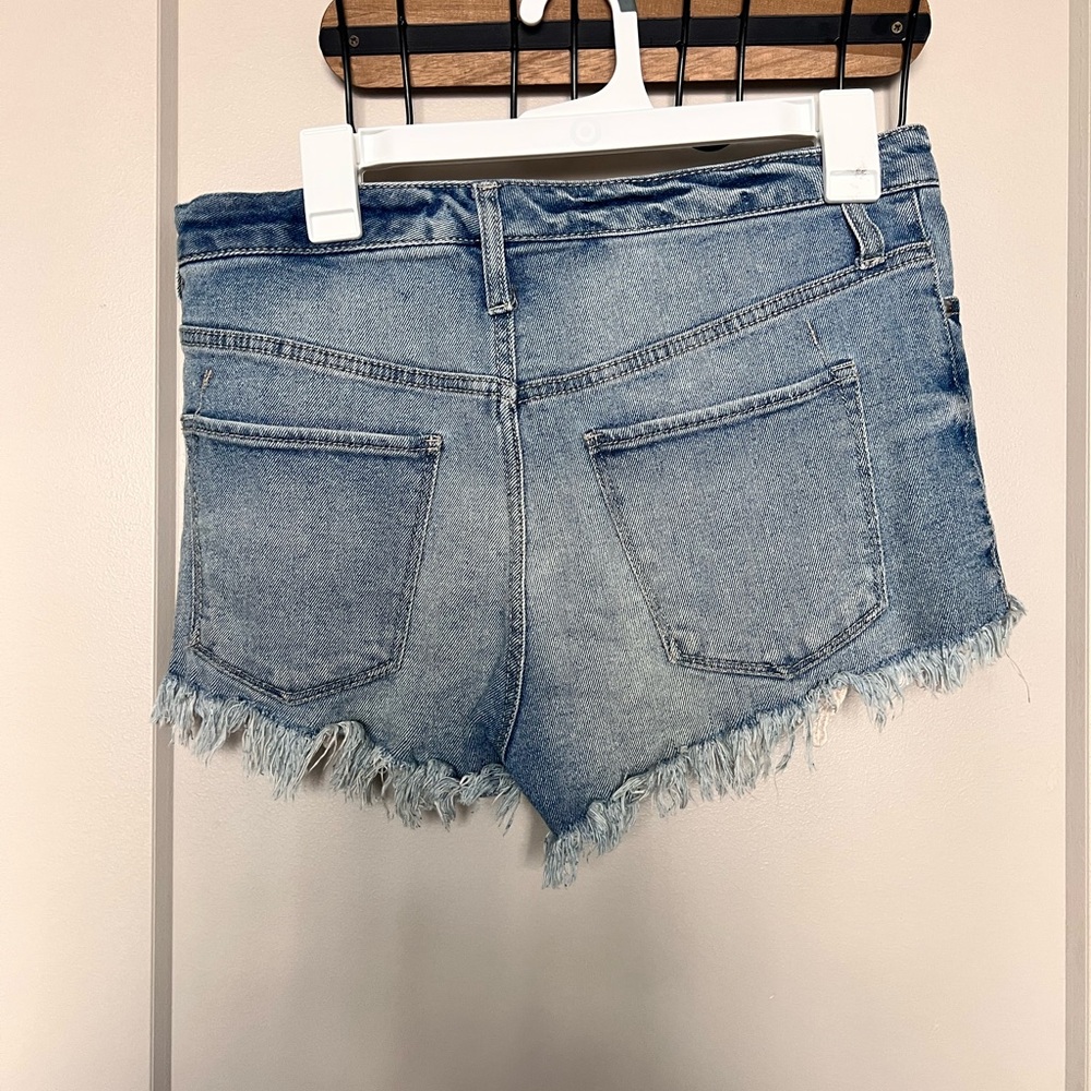 Jean shorts - Picture 2 of 3